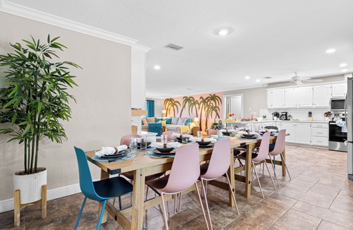 Bradenton House | New listing discount! 5BR luxe oasis: Pickleball+bowling+golf+game room & more!