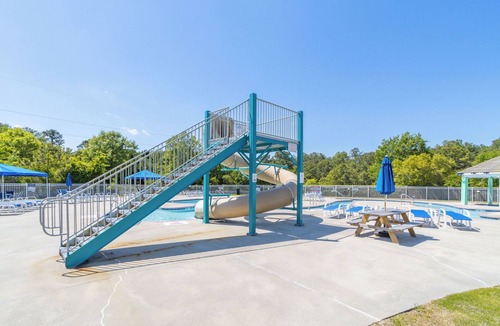 Bermuda Bay Condo | New Listing, First-Floor OBX Condo, Sunset Views, Community Pool, Lazy River