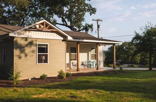 Greenville Cottage | New Listing! Greenville Cherrydale Cottage