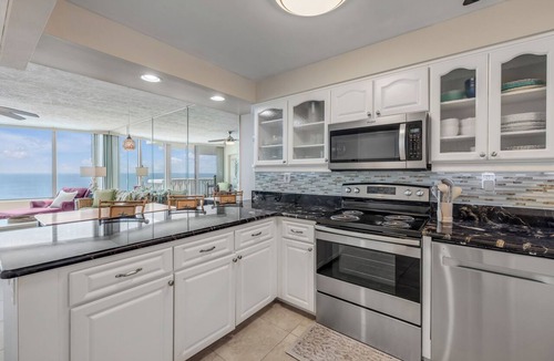 Ormond-by-the-Sea Condo | New Listing! Oceanfront 2/2 | Huge Balcony, Beachfront Pool & Garage Parking