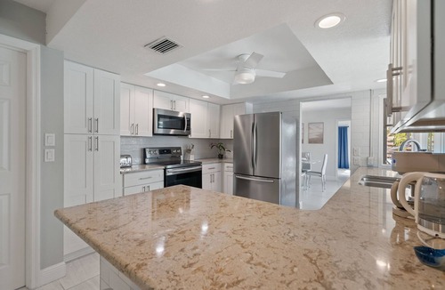 Sarasota House | New Rental Private 3 Bed/2 Bath Heated Pool Near Bobby Jones Golf!