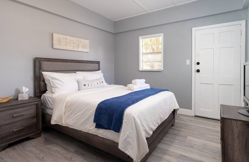Disston Heights House | NEW- Seaside Sanctuary - 3 bed/2 bath minutes from the beach and downtown!