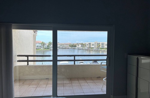 Tierra Verde House | New! “Starfish Bay House” Tierra Verde, FL 2bd/3.5ba Bay views, beaches