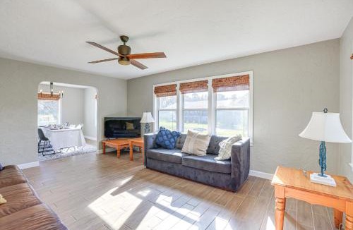 Newberry House | Newberry Home w/Deck on 10 Acres!