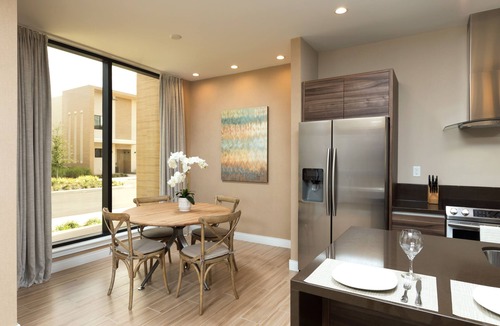 Florida Central Atlantic Coast House | Newly Opened Gorgeous 4 B/R Villa w Free Parking and Wi-Fi