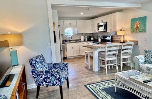 St. Augustine Beach Cottage | Newly Renovated Ground floor 1BR + Office/Den Cottage on Oceanfront Property with Pool Access, Pet Friendly