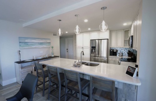 Biggar Condo | Newly Renovated Two Bedroom Condo with Stunning Views! Sanibel Harbour Resort 437 - B