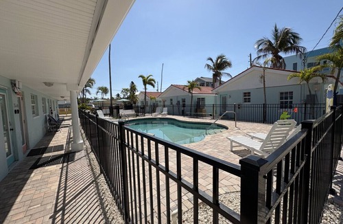 Sunset Beach House | NEWLY RENOVATED Beach studio w/pool view #3