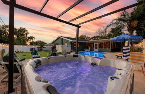 Clearwater House | Newly Upgraded Property | New Amenities | New Photos