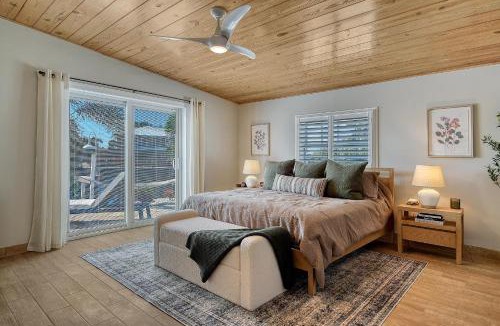 Whitney Beach House | No Bad Days