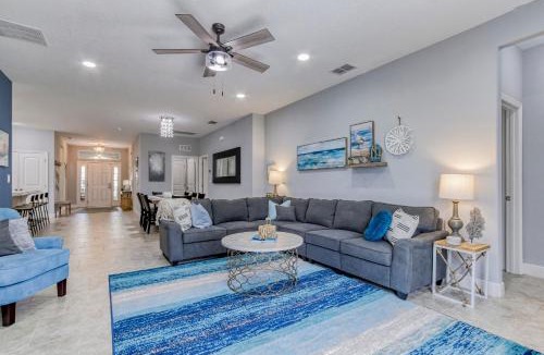 Loughman House | Oasis at Solterra - 5 bed family resort pool home