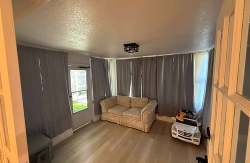 New Port Richey East House | Oasis with private pool