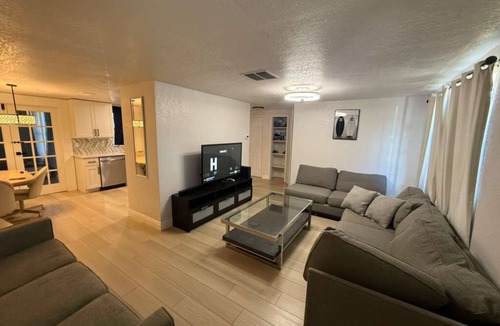 New Port Richey East House | Oasis with private pool