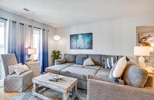 Long Bay Estates House | Ocean Access & Balcony: Surfside Beach Condo