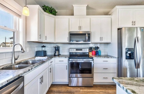Kill Devil Hills House | Ocean Blue | 450 ft from the beach | Kill Devil Hills