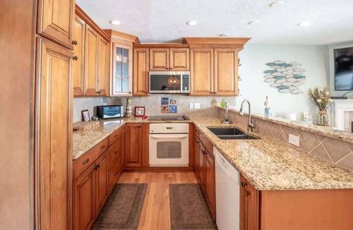 Kure Beach Condo | Ocean Dunes 1502
