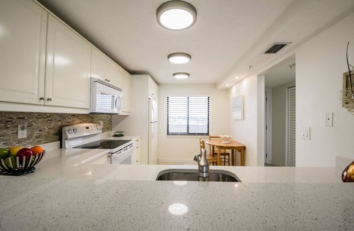 Madeira Beach Condo | Ocean Sands Fabulous Beachfront Condo Madeira Beach