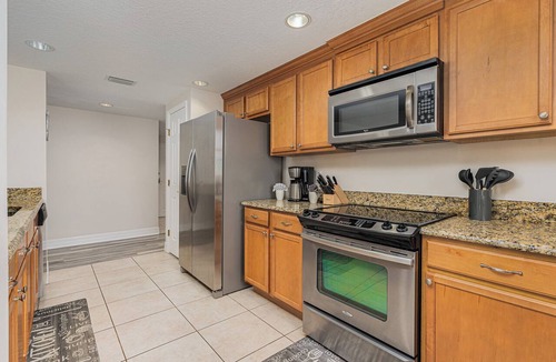 Schulte Park Condo | Ocean Side View-HeatedPool-Opus #805