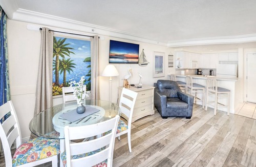 Ortona Park Condo | Ocean View 1BR Balcony x2 | 7th Floor | Sleeps 6