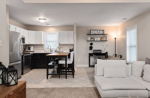 Kitty Hawk Apartment | Ocean Views From Deck, Includes 2 Beach Chairs + 1 Umbrella, 2min drive to beach