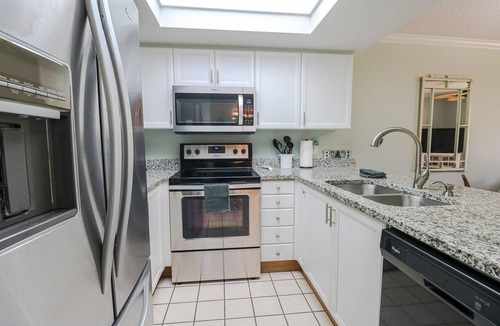 Butler Beach Condo | Ocean Village Club Condo N15