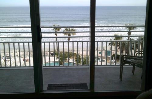 Brush - Stewarts House | Ocean Walk Resort - Spectacular Ocean Front View