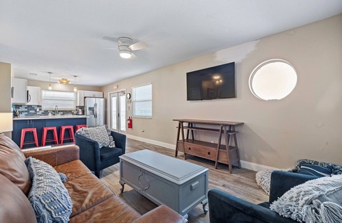 Flagler Beach Condo | Oceanfront 2-Bedroom Condo | Pet Friendly | Deck & Views | Near Beach