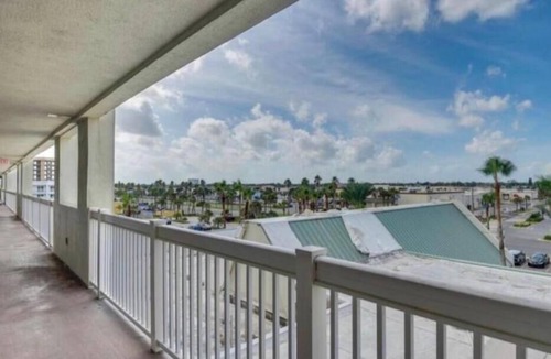 Ortona Park Apartment | Oceanfront Apartment Daytona Beach for rent