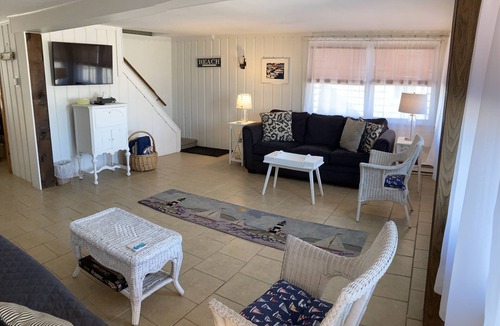 Ocean Beach I Cottage | Oceanfront Cottage