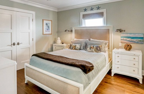 Pass-a-Grille House | Oceanfront home with pool, hot tub, pool table, washer/dryer, fireplace & AC