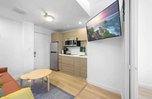 Flamingo/Lummus Apartment | Oceanfront Junior 2BR APT on Ocean Drive