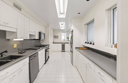 Croatan Beach House | Oceanfront Miami Vice House - Sleeps 12 - Croatan Beach