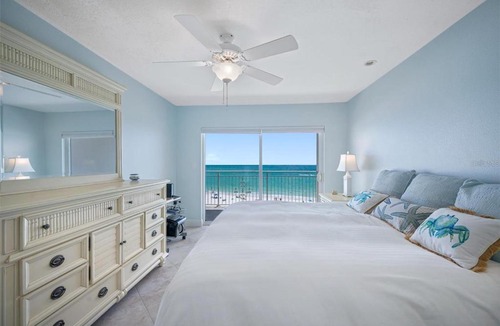 Madeira Beach Apartment | Oceanfront View of Madeira Beach, Steps to the Beach - Madeira Norte Condo