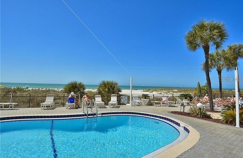 Madeira Beach Apartment | Oceanfront View of Madeira Beach, Steps to the Beach - Madeira Norte Condo