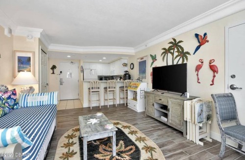 Ortona Park Condo | Oceanside Oasis w/full kitchen, 1 bedroom 2 queens 2 private oceanview balconies