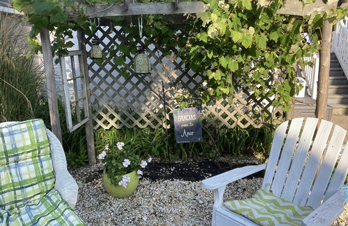 North Beach Haven House | Oceanside, Oversized Cape-Rent Sunday to Sunday in beautiful Brant Beach