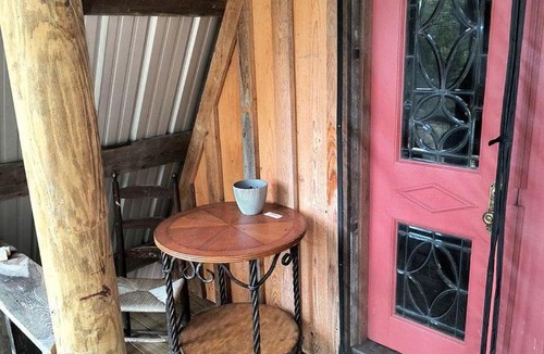 Waynesville House | Off-Grid A-Frame Treehouse Cabin Near Satilla River, Georgia