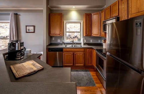 Beech Mountain Cabin | Open Living, Fall Views, Hot Tub, Near Ski Slopes