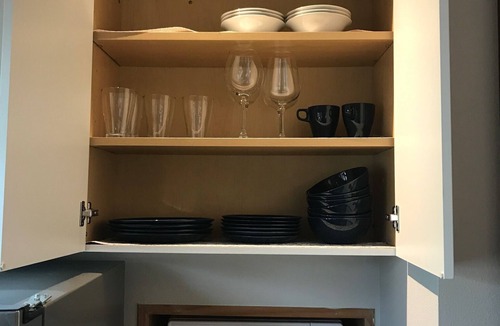 Historic Old Northeast Apartment | OPEN TO RENT TO HELP POST STORM! Sophisticated Guest Suite Down Town St. Pete