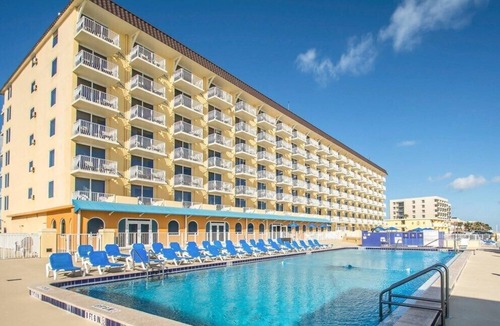Ormond Shores Apartment | Ormond Beach | Romantic Beach Retreat | Pool + Beach