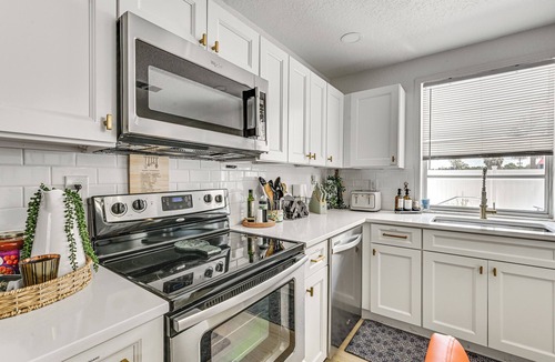 Viva Villas House | Outdoor Oasis & All-Ages Fun! Gulf Coast Getaway