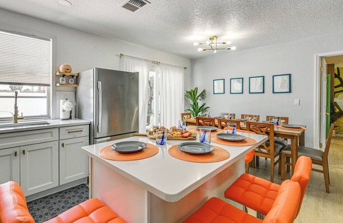 Viva Villas House | Outdoor Oasis & All-Ages Fun! Gulf Coast Getaway