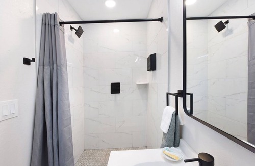 Clearwater Hotel | Palm Cove Motel