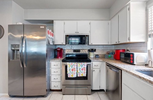 Palm Harbor House | Palm Harbor Pool Home Near Beaches and Golf