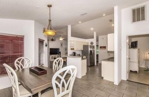 Inverness House | Palm Villa - 4 bedroom Pool Home
