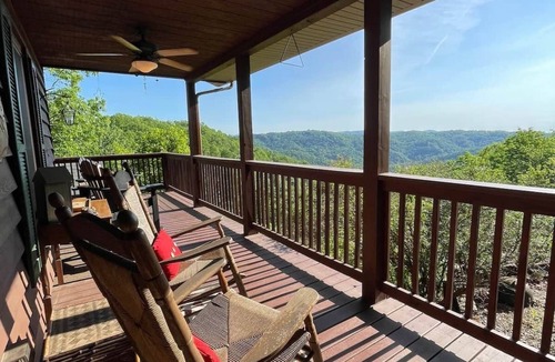 Purlear Cabin | Panoramic views Endless relaxation! Blue Ridge Pky