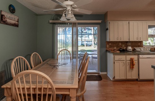 Citrus Springs House | Paradise Found - On Lake Rousseau-