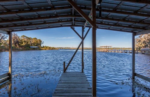 Citrus Springs House | Paradise Found - On Lake Rousseau-