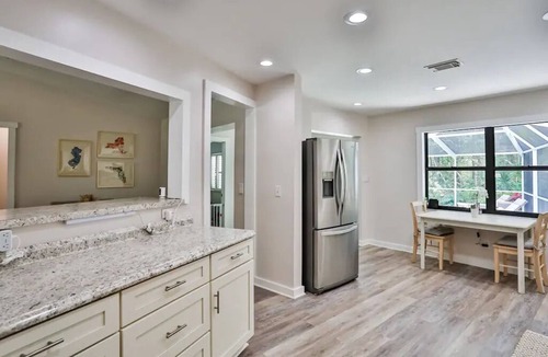 Palm Harbor House | Paradise in Palm Harbor l Pool l Newly Renovated l Family Friendly