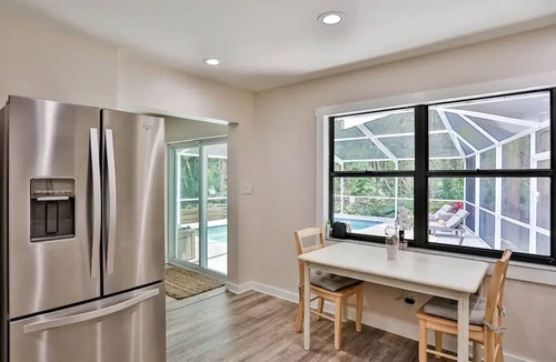 Palm Harbor House | Paradise in Palm Harbor l Pool l Newly Renovated l Family Friendly